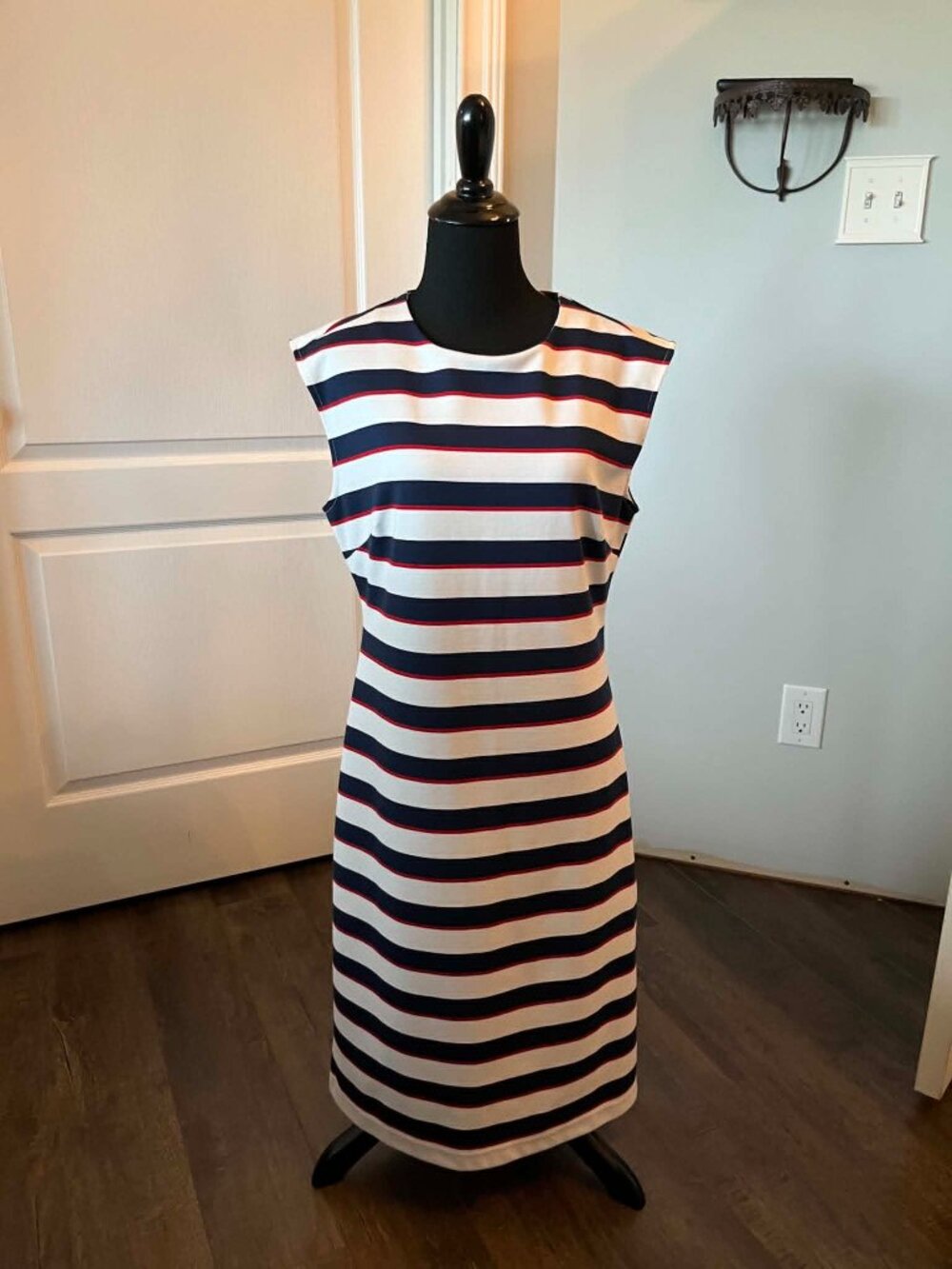 Banana Republic Stripe Sheath Dress White, Navy, Red size 12